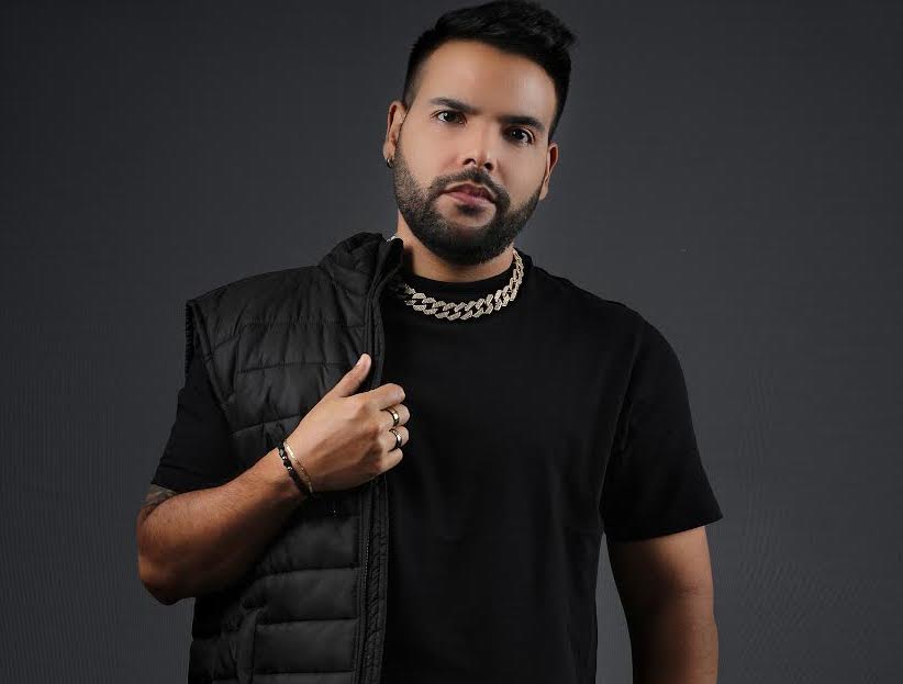 “Johan Family” inicia su gira internacional con nuevo material musical
