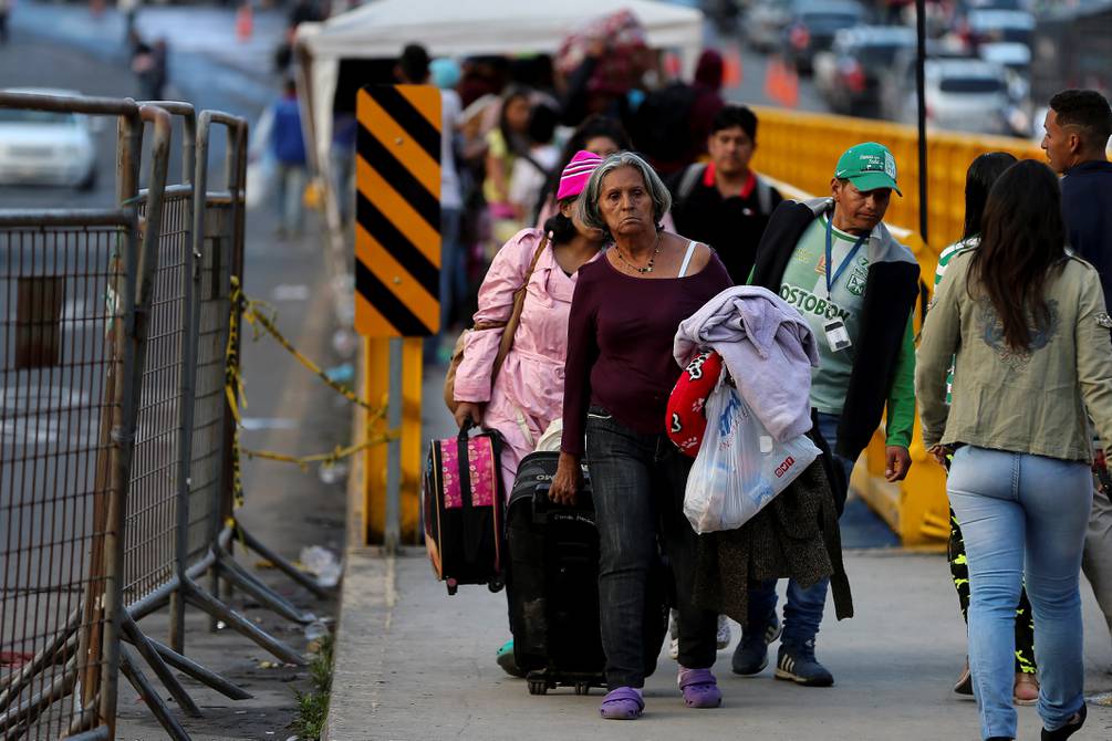 Otorgan amnistía migratoria a venezolanos en situación irregular en Ecuador