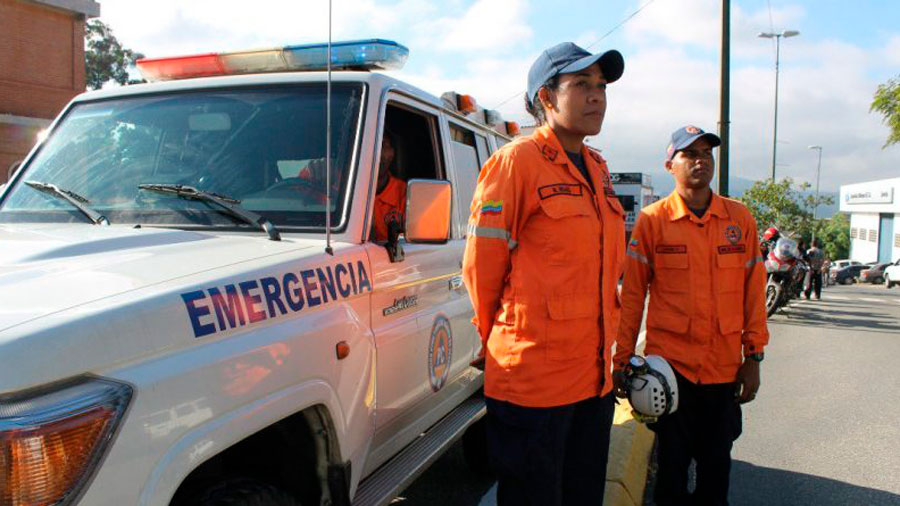 Autoridades se mantienen alerta ante el paso de la tormenta Bret