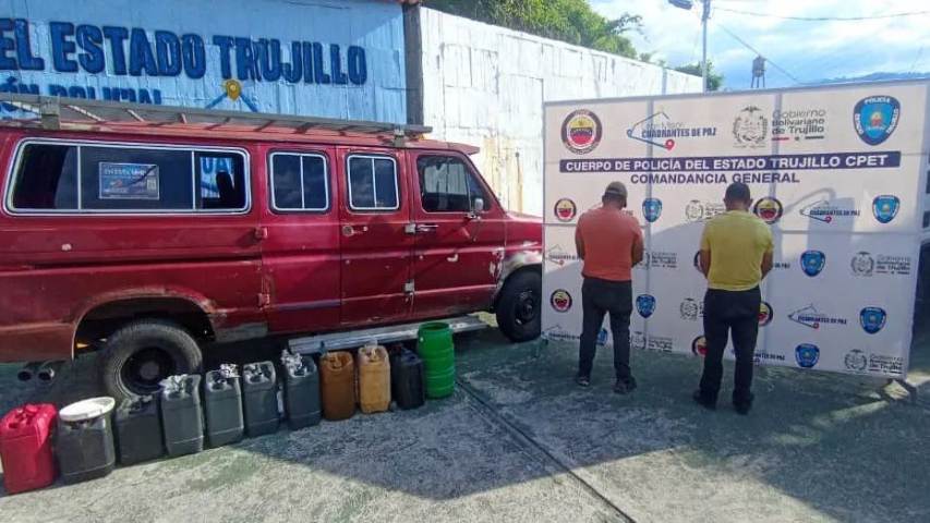 Detienen en Trujillo a un grupo de transportistas por contrabando de combustible