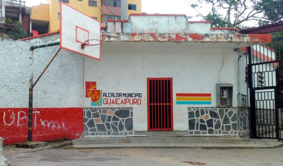 Atienden a vecinos de El Vigía en el ambulatorio de La Línea