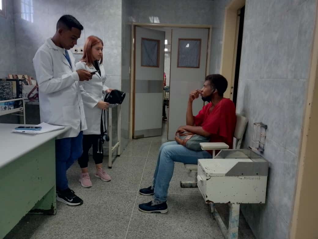 Especialistas instan a prevenir la hipertensión