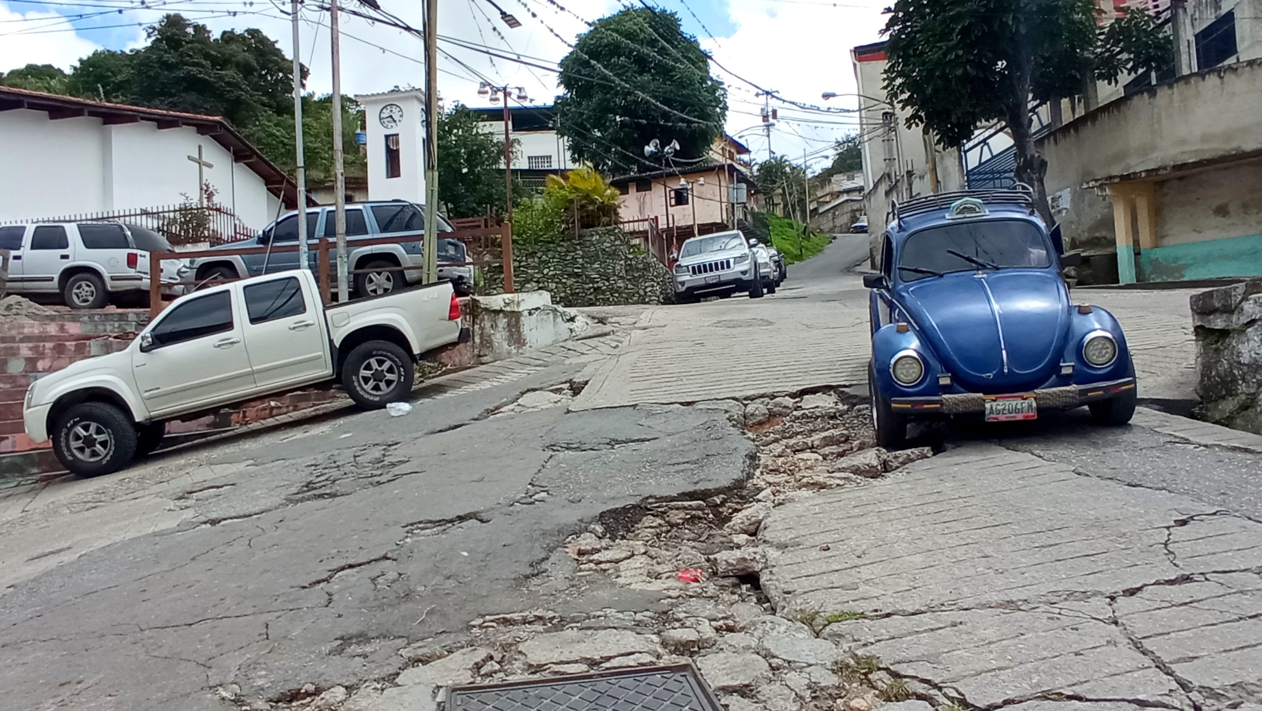 Vías del Casco Central de San Pedro siguen destrozadas