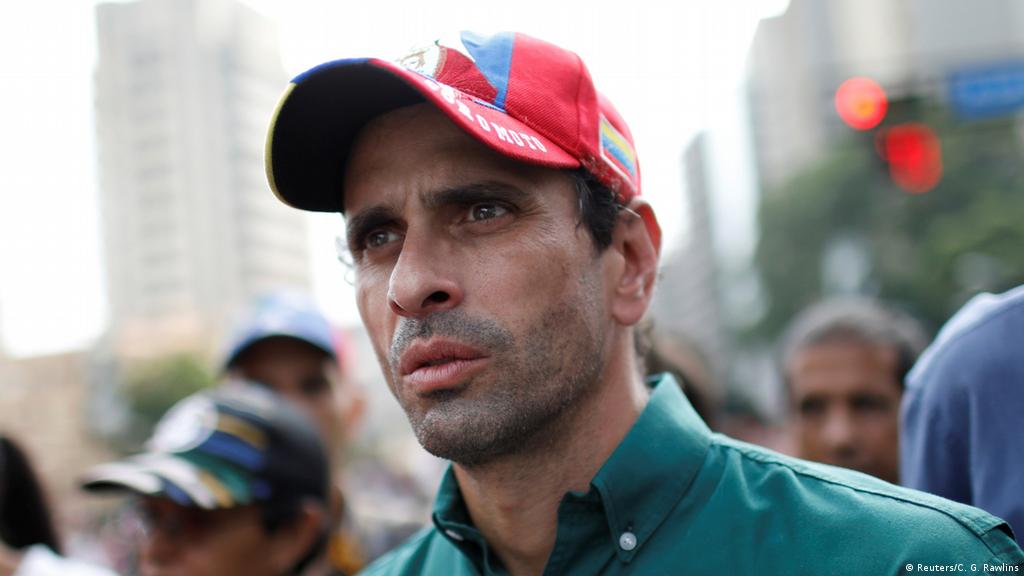 Capriles entregó a la CNP propuesta sobre realización de la primaria