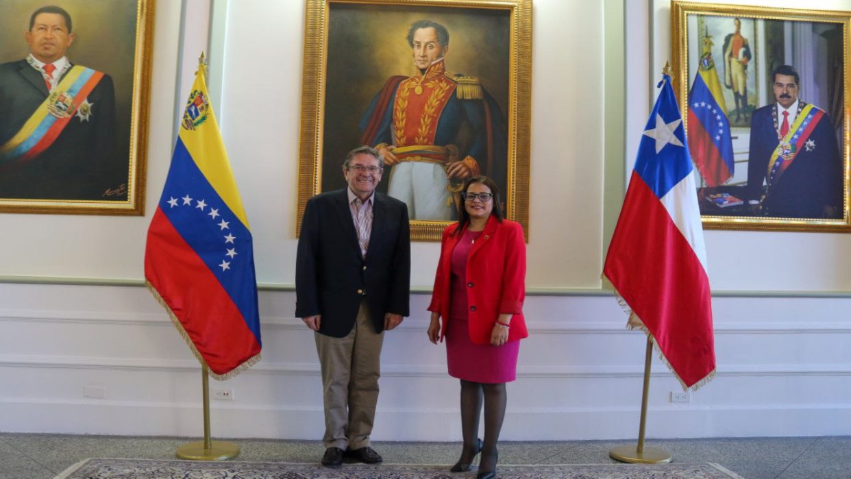 Venezuela recibe nuevo embajador de Chile