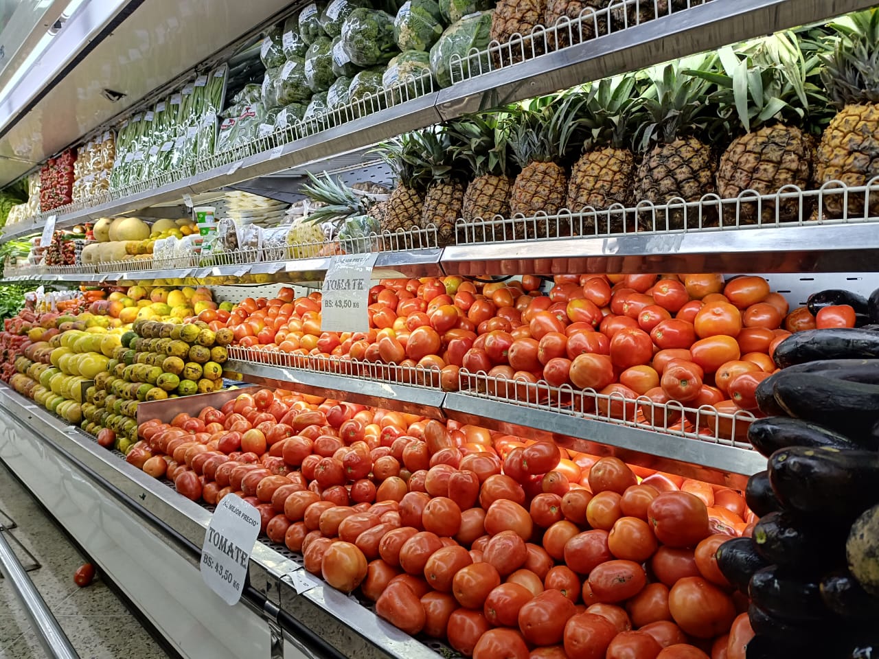 Verduras y hortalizas del Express se venden a bajos costos