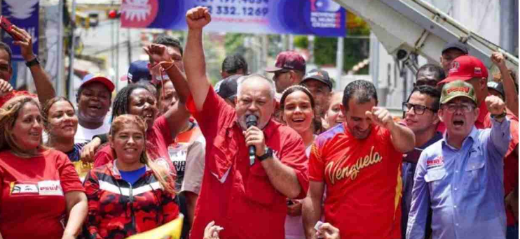 Cabello afirmó que oposición está reeditando la violencia