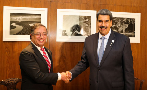Petro afirma que Venezuela será garante de diálogo de paz con disidencia de las FARC
