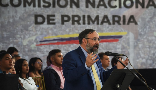 Casal anuncia que el conteo de votos para la primaria será manual