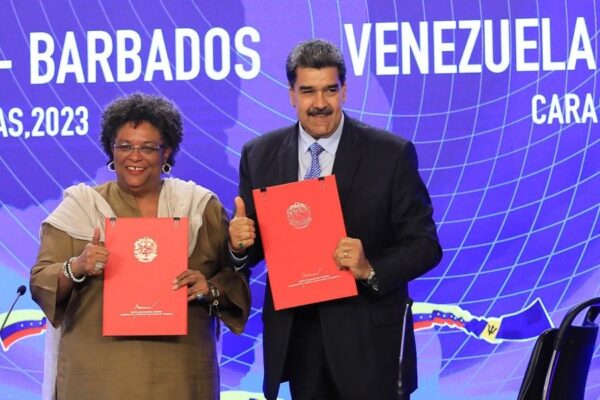 Venezuela y Barbados firman nuevos acuerdos de cooperación