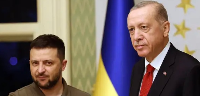 Erdogan dice que Ucrania “merece entrar en la OTAN”