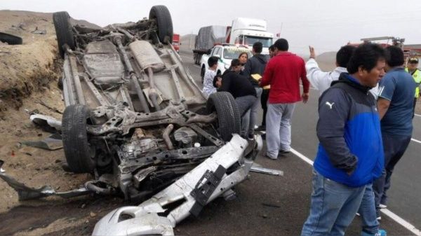 Accidente de tránsito deja unos seis fallecidos en el sur de Perú   