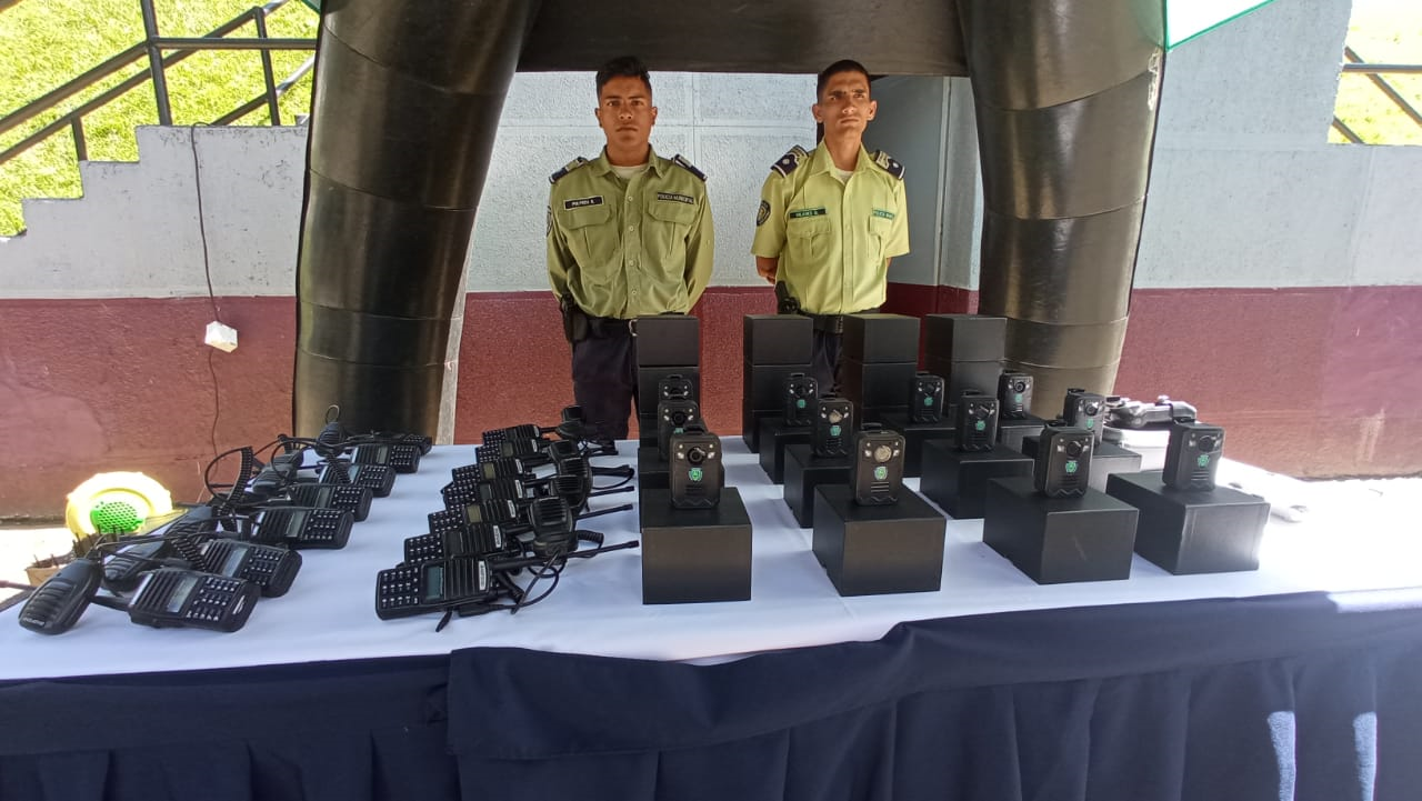 Incorporan 25 cámaras corporales a Poliguaicaipuro