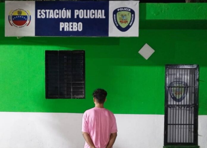 Drogó a dos compañeras y las violó