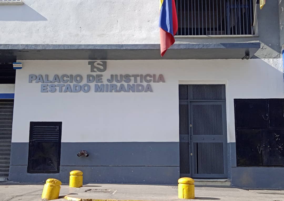 20 años de prisión por violar a sus tres hijastros en Los Teques