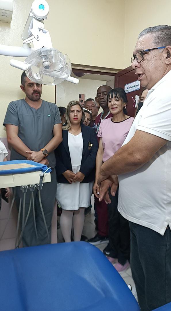 Inauguran servicio de odontología en José Manuel Álvarez