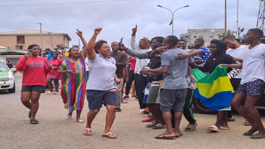 UE dispuesta a asistir europeos que necesiten ayuda en Gabón tras el golpe