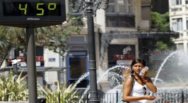 Alerta máxima por calor en Francia se amplía a más de la quinta parte del país