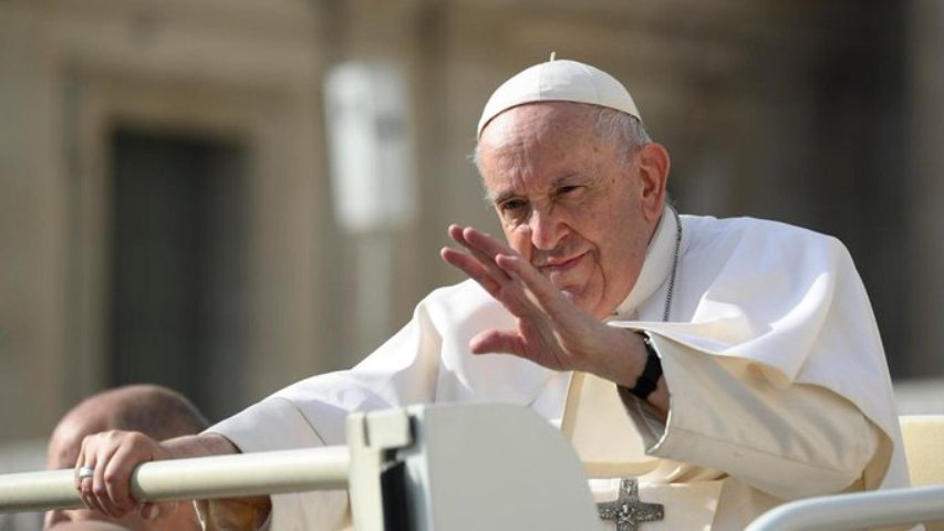 El papa Francisco se reunió con 13 víctimas de abusos en Portugal