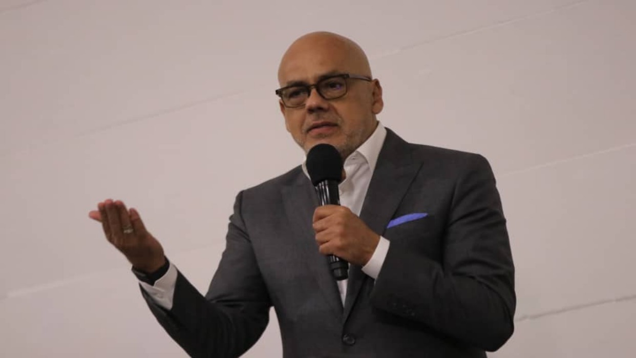 Jorge Rodríguez rechazó reconocimiento de Miami Beach a Juan Guaidó