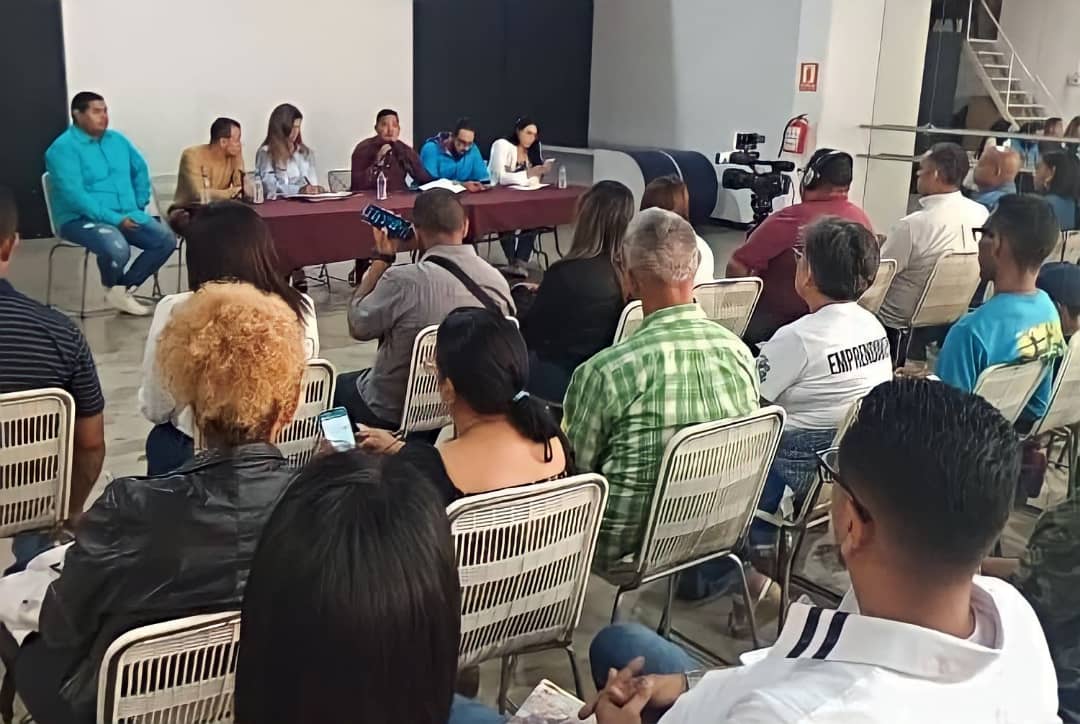 Concejos municipales de Miranda hicieron aportes para Ley de Emprendimiento
