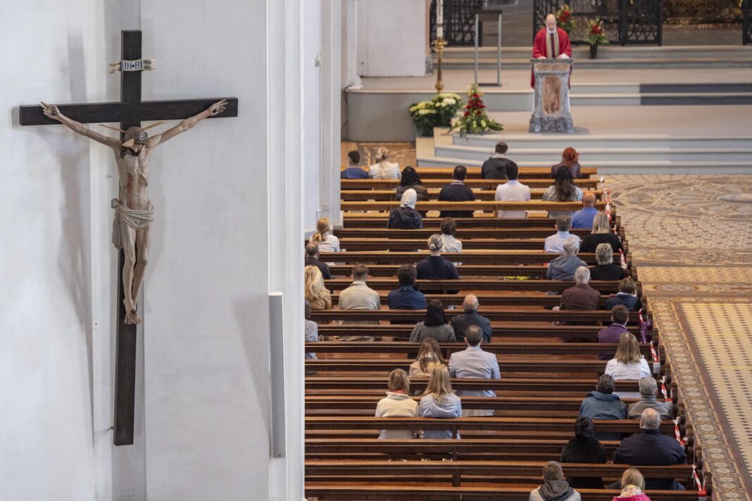 Conferencia Episcopal de Suiza creará tribunal eclesiástico en relación a abusos sexuales