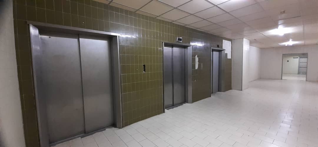 Esperan por el Ministerio de Salud para reparar ascensores del HVS