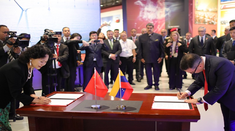 Venezuela y China firman acuerdo para desarrollo y modernización de las ZEE