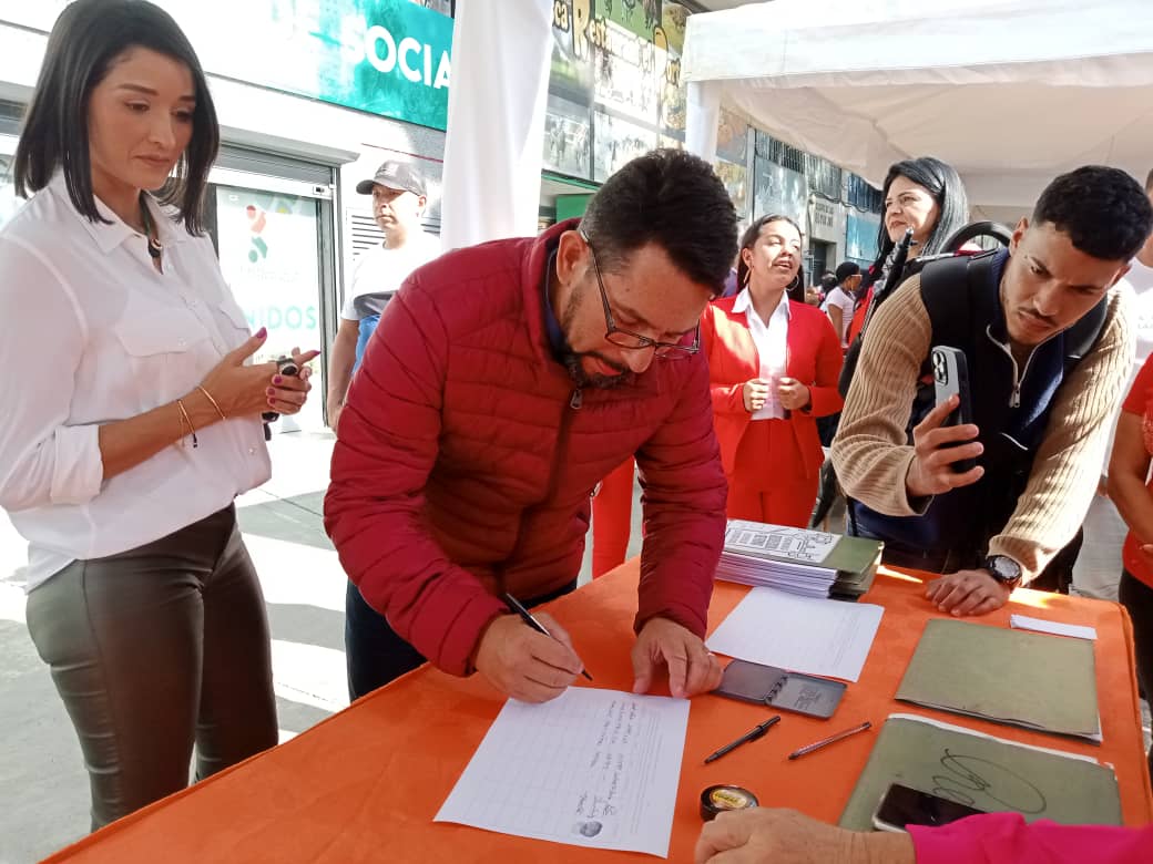 Colectaron 5 mil firmas en favor de los animales