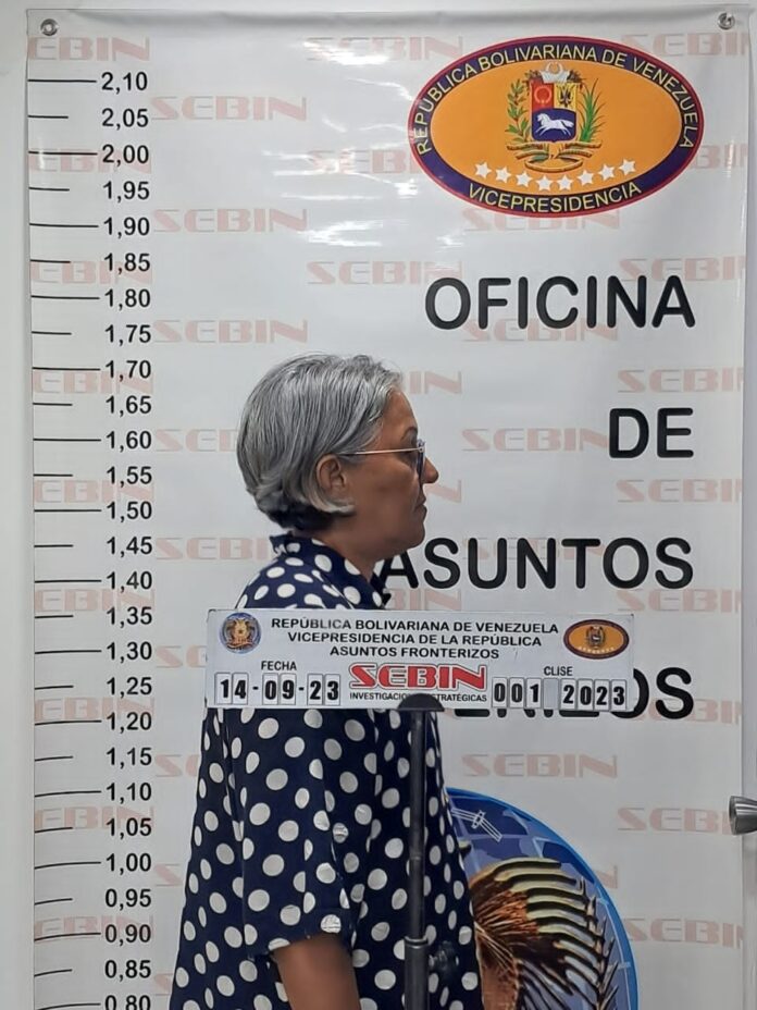 Al INOF sexagenaria que llevaba 200 mil euros pegados a su cuerpo