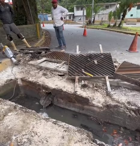 Inician reparación de alcantarillado en la entrada de Los Nuevos Teques