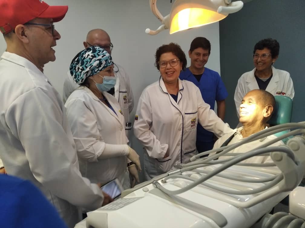 Misión Sonrisa colocó 115 prótesis a 84 pacientes