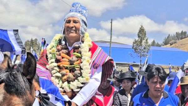 Morales anuncia postulación a la presidencia de Bolivia