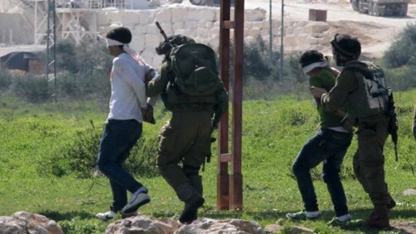 Fuerzas de ocupación israelíes arrestan al menos a 14 palestinos