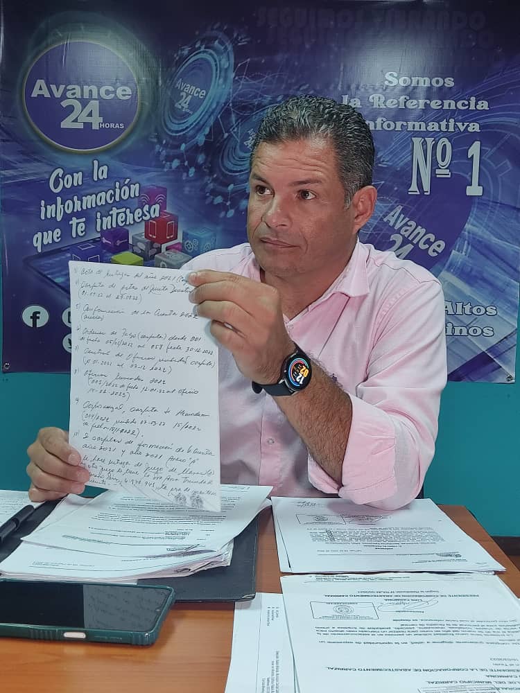 “El hijo del alcalde Morales se llevó los bultos de pastas”