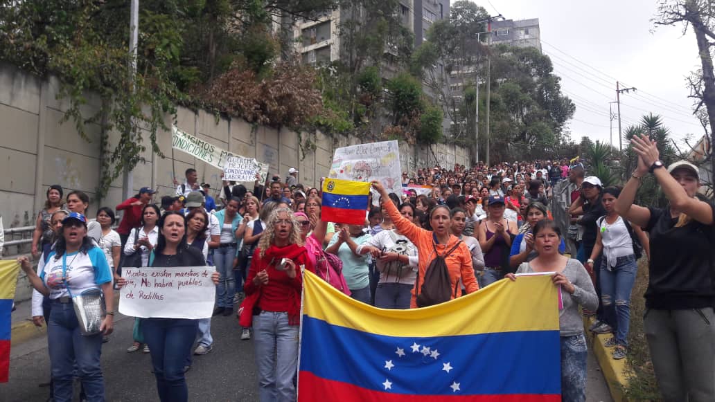 Docentes acuerdan trabajar dos o tres días a la semana
