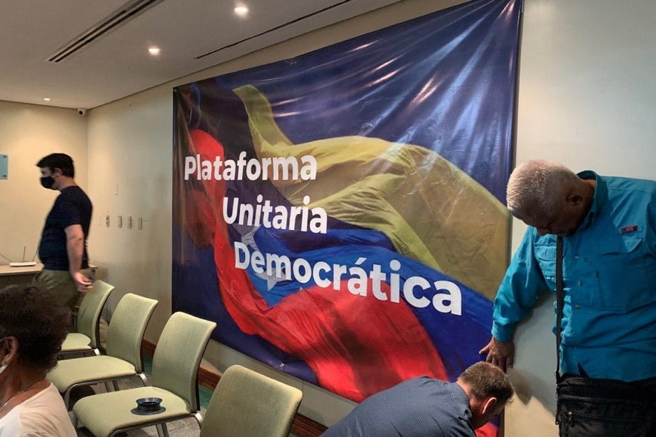 La Plataforma Unitaria denunció persecución tras las órdenes de arresto a opositores exiliados