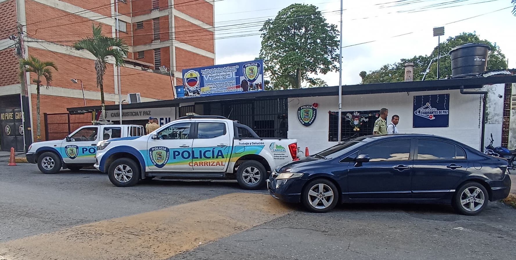 Carrizaleños exigen que cese la intervención de su policía