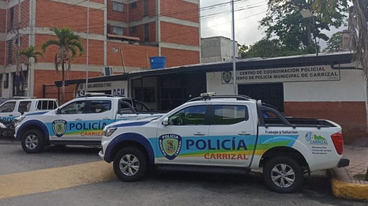 80 funcionarios de Policarrizal vuelven a las calles