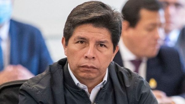 Fiscalía peruana pide 34 años de cárcel para Pedro Castillo