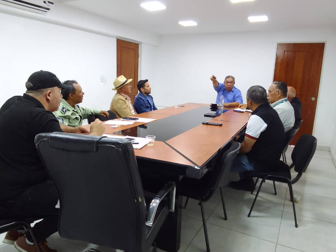 Morales inicia una “cruzada” para recuperar casco central de Carrizal