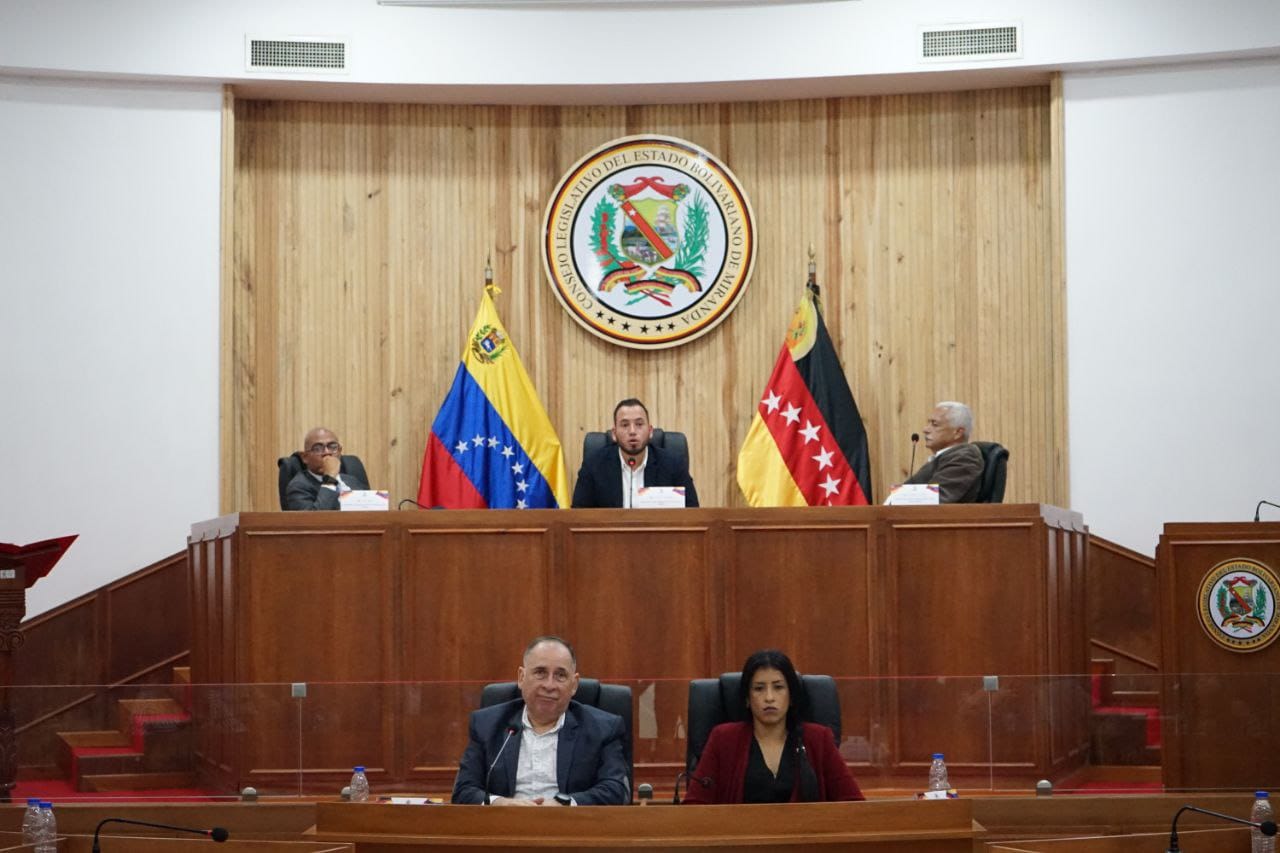 Diputados del Clebm rechazan ultimátum de EEUU a Venezuela