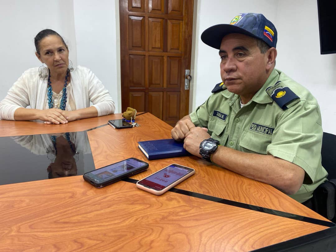 Investigan caso de niño que entró a su colegio con 14 balas