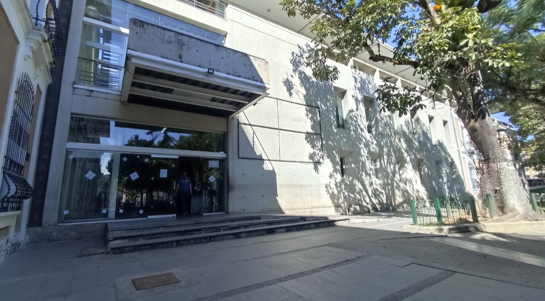 Personal de la Gobernación lleva siete años sin servicio médico