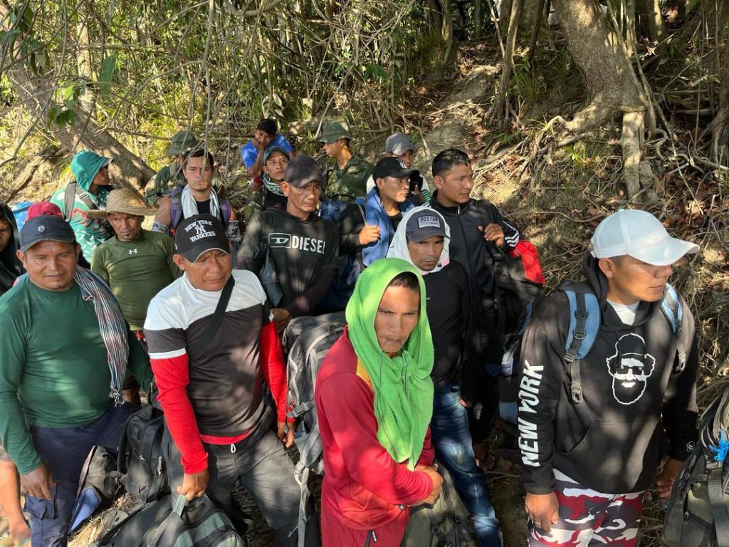 Desalojados 30 mineros ilegales procedentes de Colombia en Amazonas