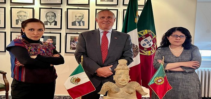México recupera pieza arqueológica en Portugal