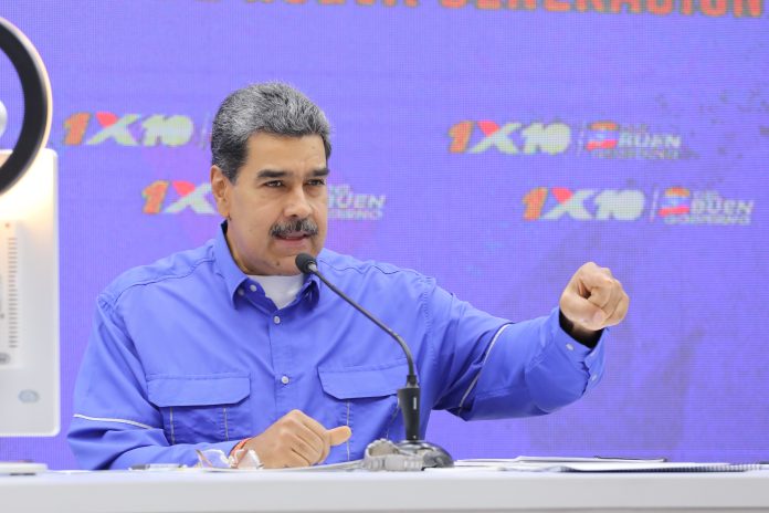 Maduro insta a trabajar junto al pueblo