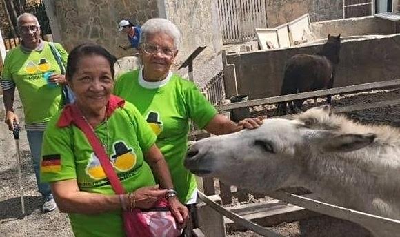 80 abuelitos de Miranda disfrutan del Turismo Social