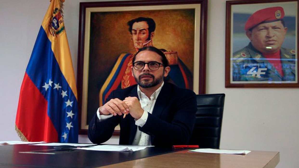 Ministro Ñáñez denuncia a DW por “encubrir genocidio” y “propagar odio”