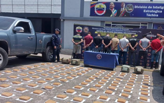 10 detenidos por traficar 160 panelas de Crispy